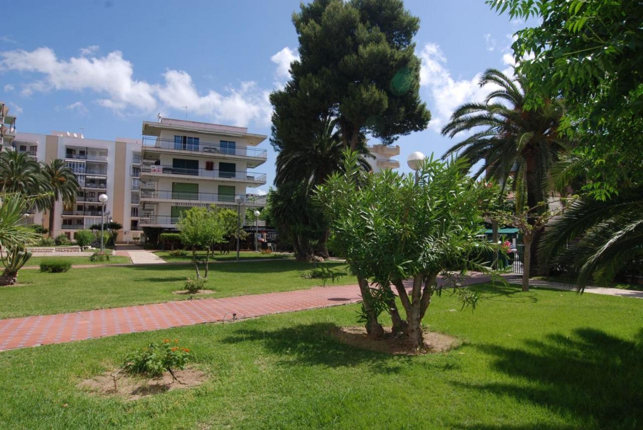 Appartamento Aries Basic Salou Esterno foto