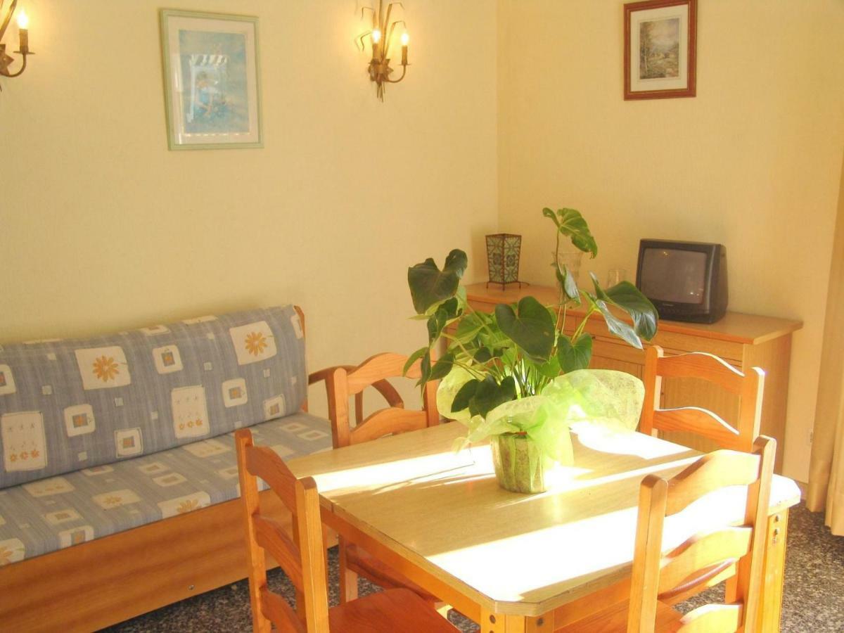 Appartamento Aries Basic Salou Esterno foto